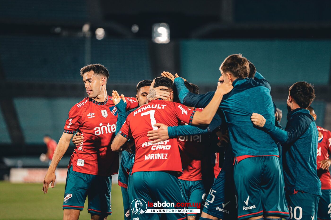 Imagen principal de Con dos cambios ante Cerro
