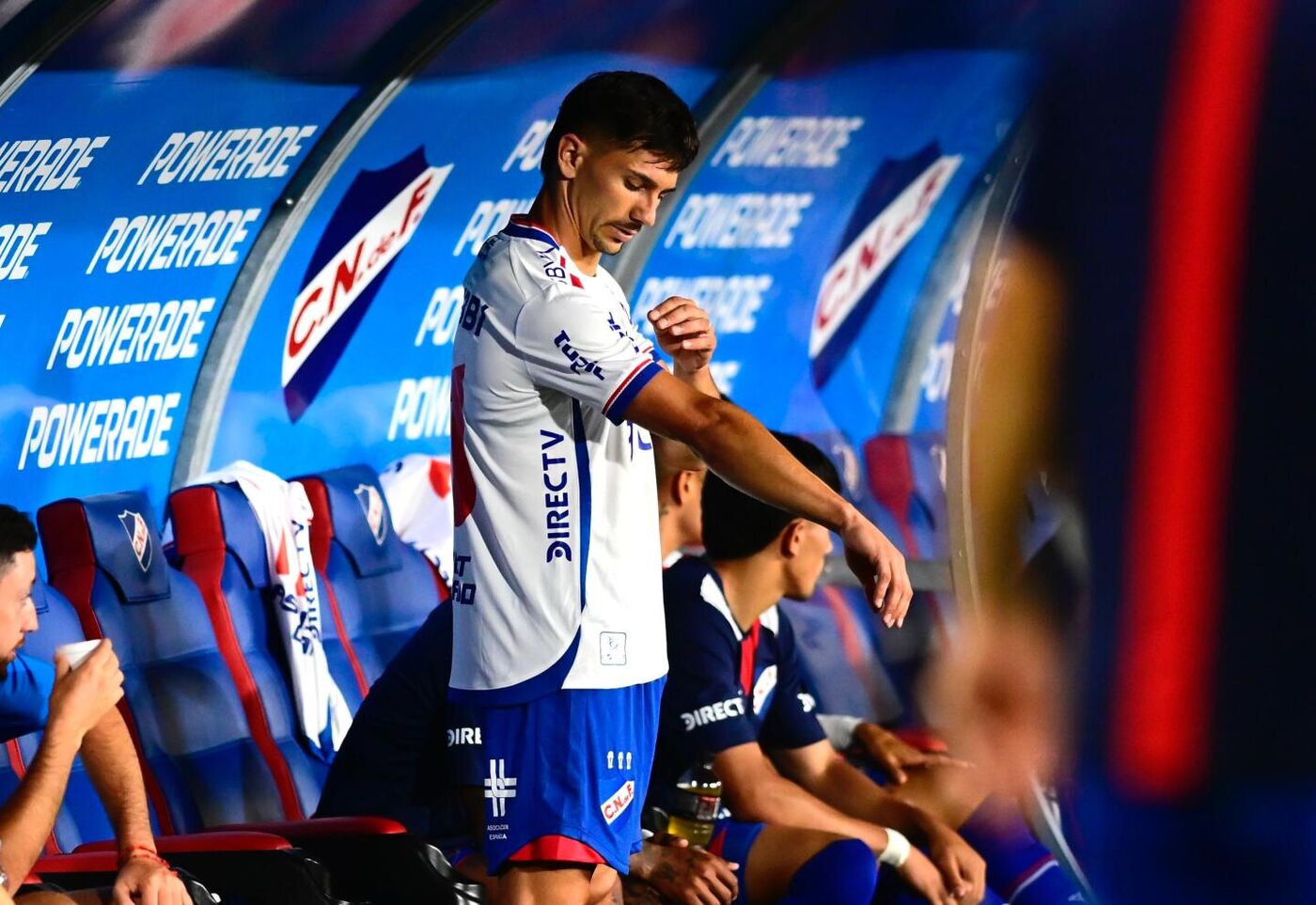 Imagen principal de Con cambios para el debut
