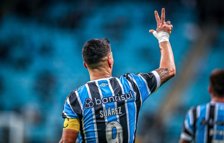 Imagen principal de Luis | Gol y lesión